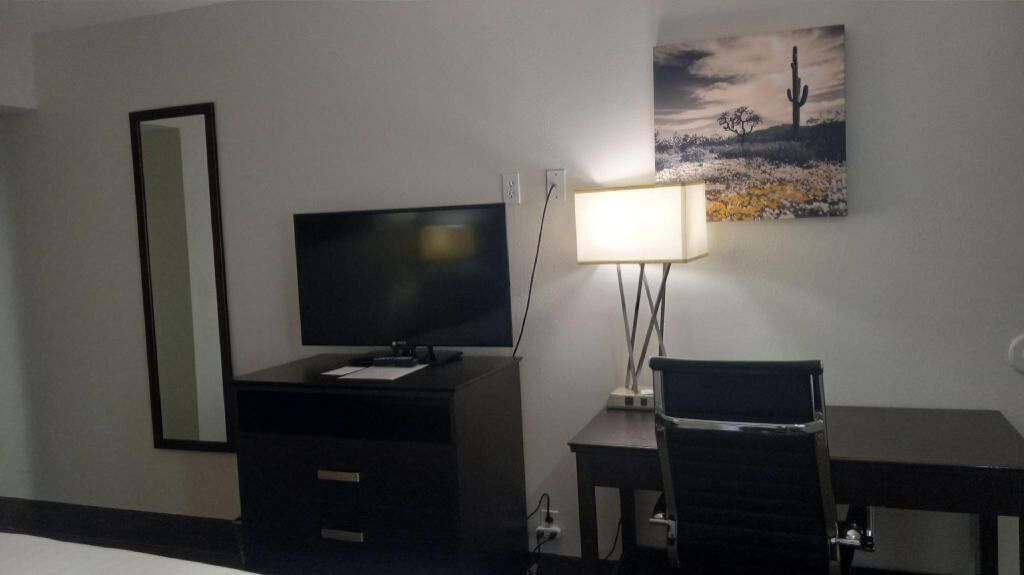 Sengetøy av topp kvalitet, dundyner og senger med overmadrass