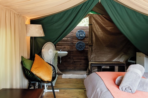 Premium bedding, free WiFi, bed sheets