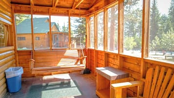 Traditional Cabin, 2 Bedrooms, River View | Terrace/patio