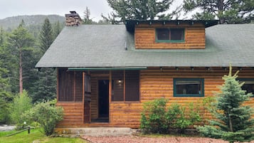 Cabin, Multiple Beds, River View