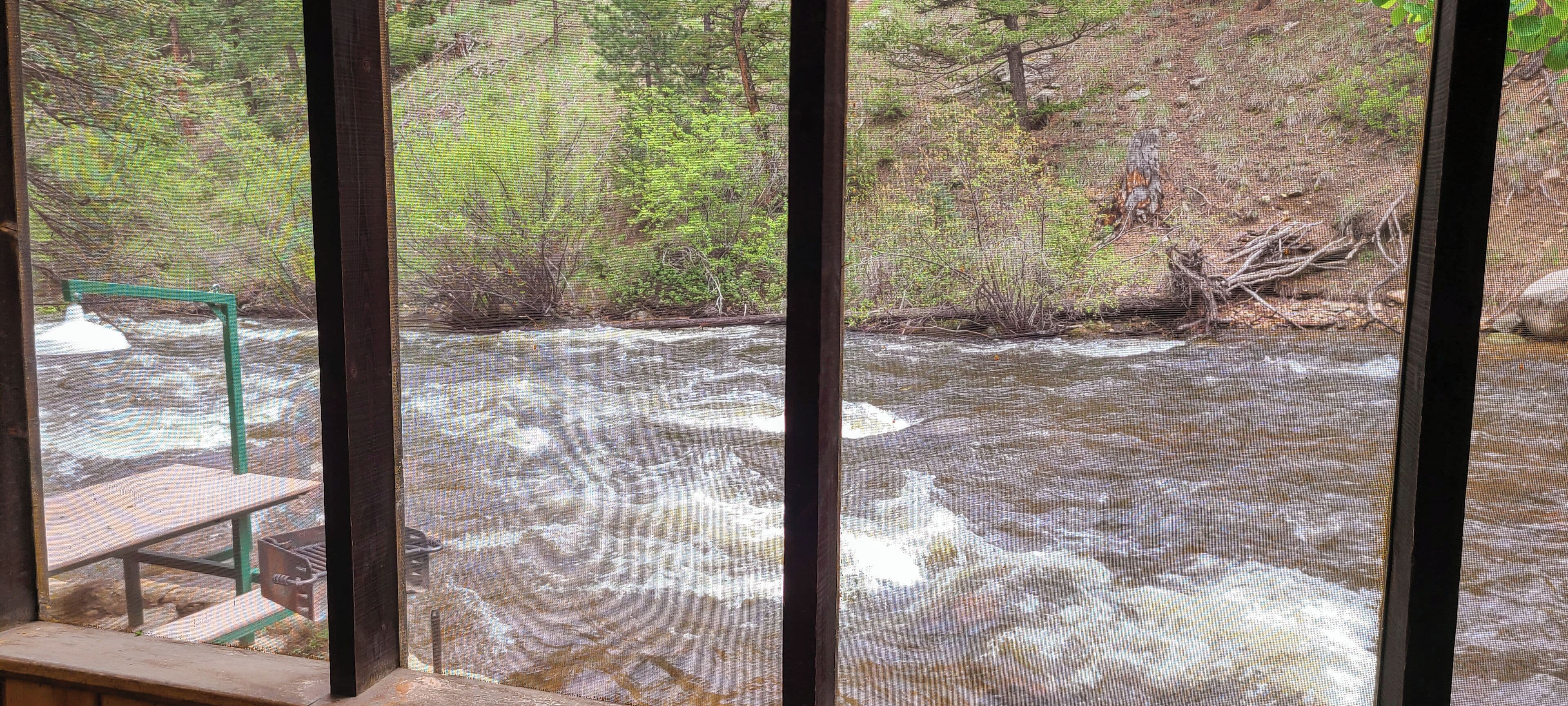 Traditional Cabin, 2 Bedrooms, River View