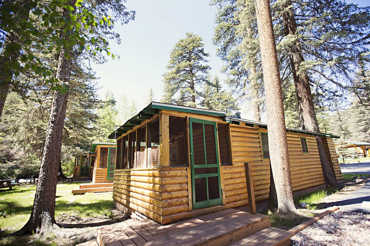 Cabin truyền thống, quang cảnh sông | Truy cập Internet không dây miễn phí, bộ trải giường