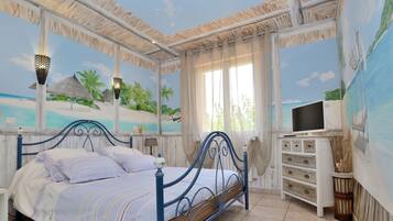 6 slaapkamers, een strijkplank/strijkijzer, reisbedje, gratis wifi