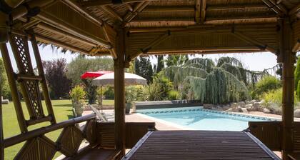 L'OASIS DE BOISSET : MAS 5*, 3 min from Anduze, private heated SWIMMING POOL, 16 people