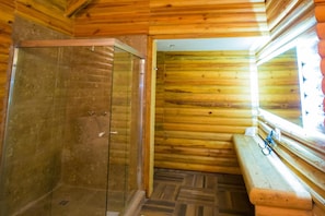 Design Double or Twin Room | Bathroom | Free toiletries, towels, soap, shampoo