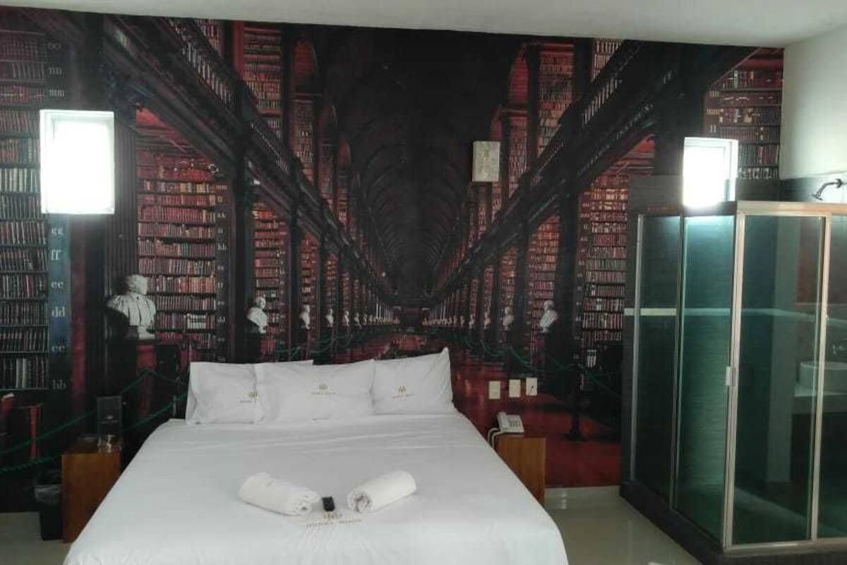 Design Double or Twin Room | Premium bedding, Select Comfort beds, individually decorated