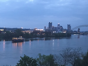 Unclassified image, 3 of 9, button