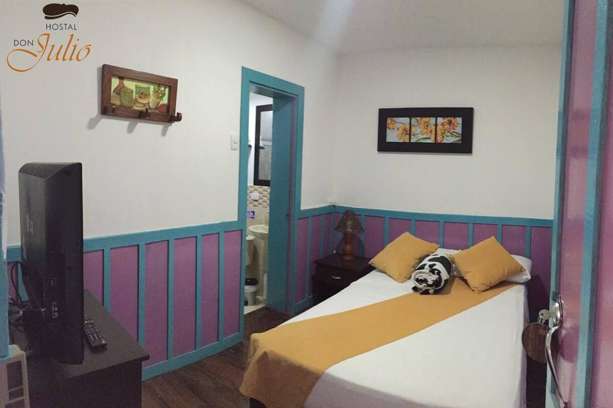 Standard Double Room, 1 Large Single Bed