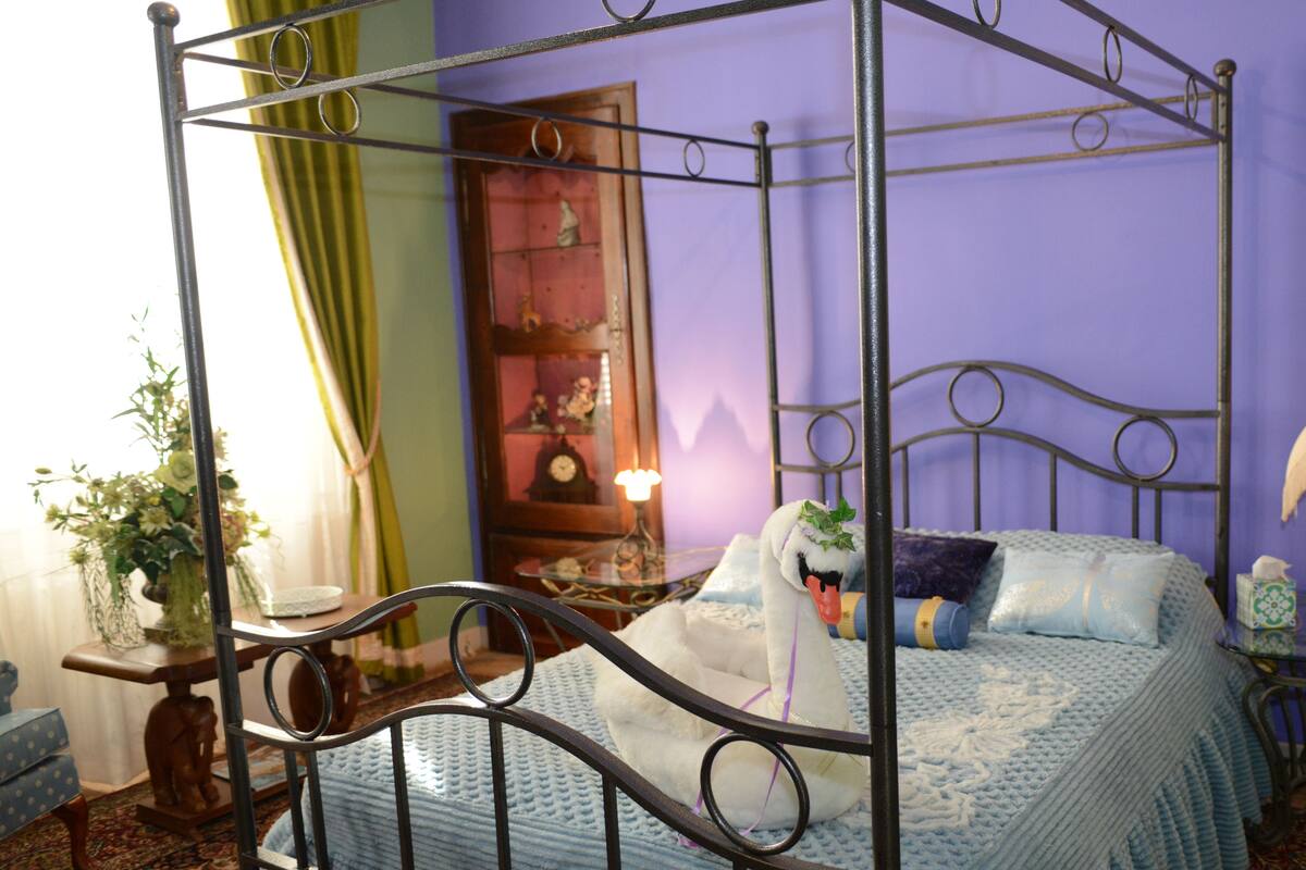 Suite (Blissful Moment) | Egyptian cotton sheets, premium bedding, down duvets, pillow-top beds