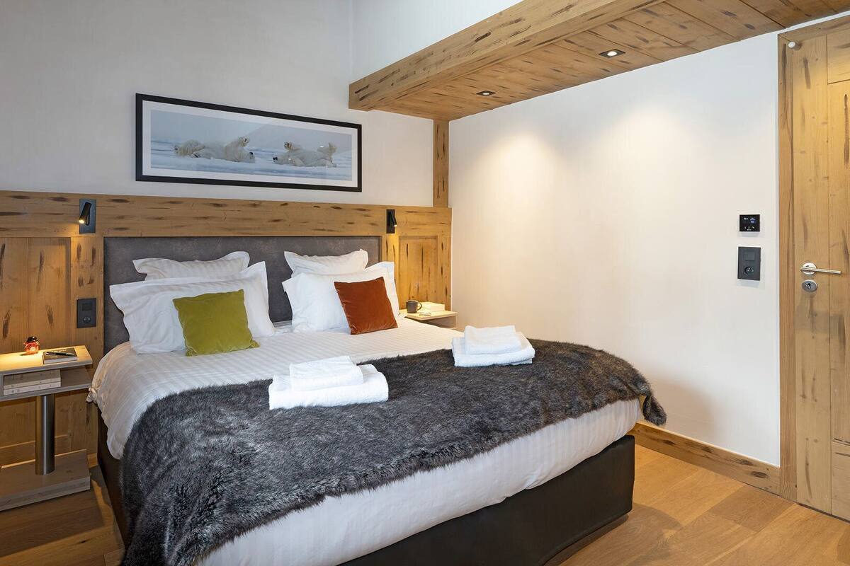 Appartement 4 Pièces 8 personnes Duplex | Safe på rommet, skrivebord og skrivebord for bærbar PC