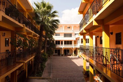 Casablanca Tula