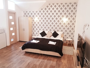 Apartament 15 | بديكورات فريدة لكل غرفة وطراز فريد لكل وحدة ومكتب