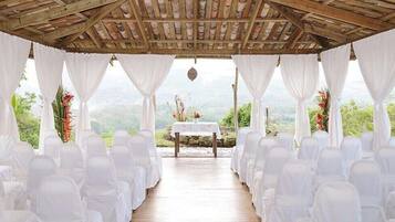 Außenbereich für Bankette