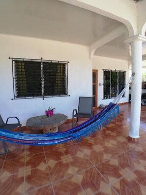 Terrace/patio - Magic Mountain Lodge (Lajas Adentro)