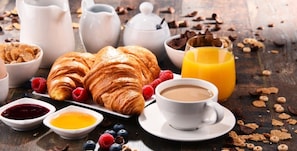 Free daily continental breakfast
