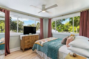 2 bedrooms, free WiFi, bed sheets