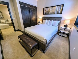 4 bedrooms, desk, iron/ironing board, WiFi