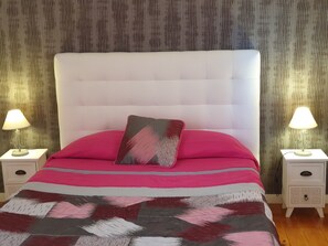 Standard Double Room - Solar Transmontano (Porto)