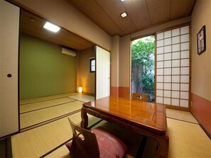 Interior - Yufuin Onsen Ryokan Hotaru no Yado Sendo (Yufu)