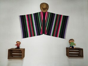Individually decorated, individually furnished, laptop workspace - Casona Lele, Panchito y Lavanda (Querétaro)