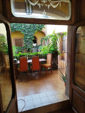 Terrace/patio - Casona Lele, Panchito y Lavanda (Querétaro)