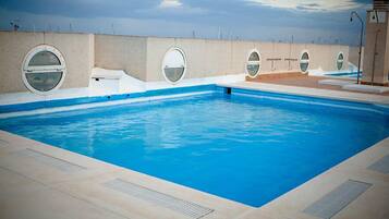 Seasonal outdoor pool