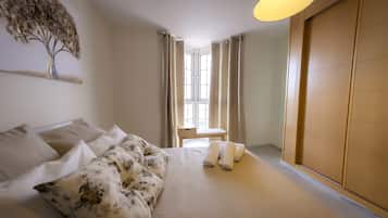 Appartement, 3 chambres | 2 chambres, bureau, espace de travail pour ordinateur portable