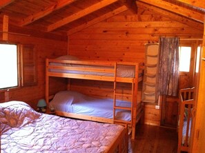 1 sovrum, strykjärn/strykbräda, wi-fi och sängkläder