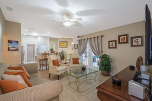 Smart TV - Beautiful Summer Home (Kissimmee)