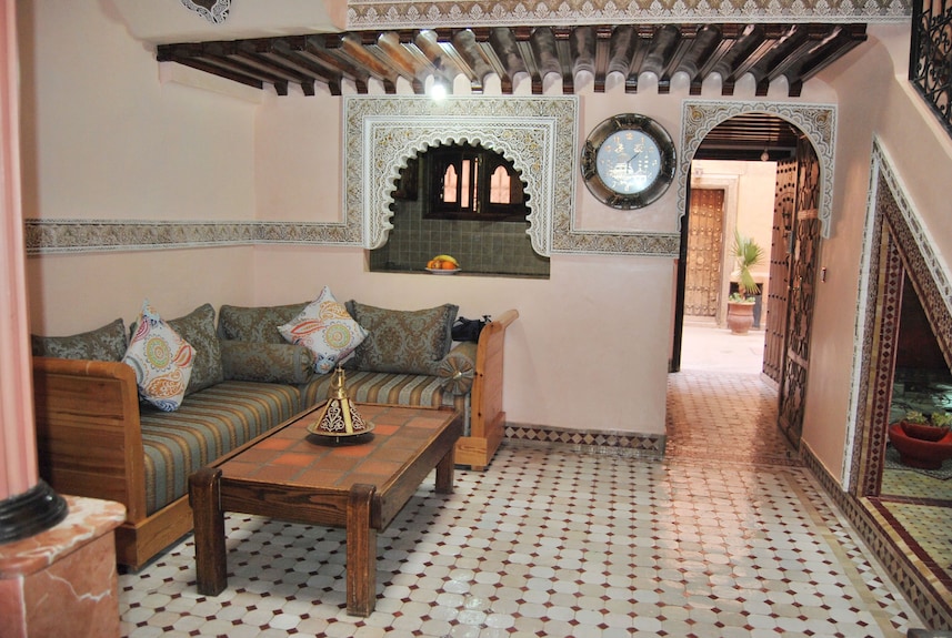 Riad Loubna : Riad Privé -Groupe -Piscine-fête - Marrakesh