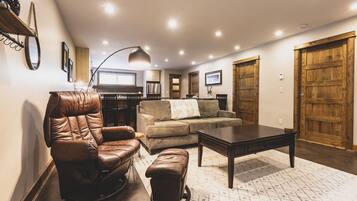 電視、DVD 播放機、書籍