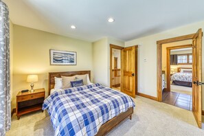 4 Schlafzimmer, Bügeleisen/Bügelbrett, Internetzugang, Bettwäsche