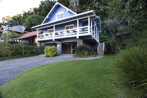 Fachada da propriedade