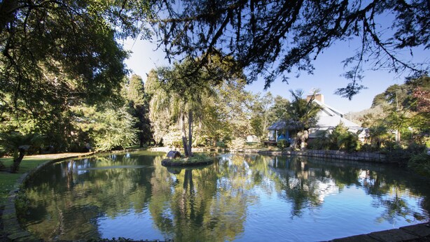 Unclassified image, 1 of 26, button - My Home - Casa Azul do Lago (Gramado)