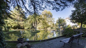 Unclassified image, 3 of 26, button - My Home - Casa Azul do Lago (Gramado)