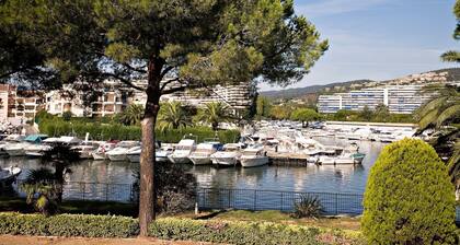 Anneau Bateau Ă  louer | Appartement avec Climatisation
