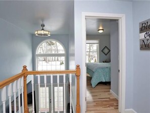 6 bedrooms, iron/ironing board, free WiFi, bed sheets