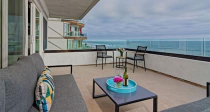 Ocean Villas Carlsbad - Kattohuoneisto A
