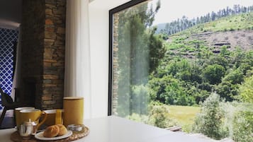 1 habitación, ropa de cama de alta calidad y decoración personalizada