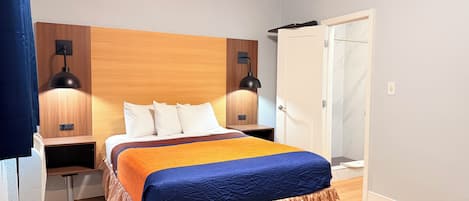 Habitación estándar | Muebles diferentes, cortinas blackout, camas extra gratis y wifi gratis