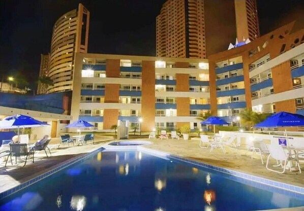 アパートメント | プール | 屋外プール