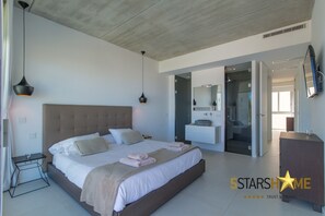 5 habitaciones, tabla de planchar con plancha y cuna de viaje 