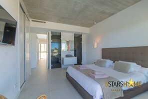 5 bedrooms, iron/ironing board, travel cot, Internet