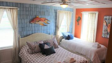 Habitación estándar con 1 cama doble o 2 individuales, varias camas | Decoración individual y mobiliario individual