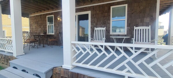 Front of property - Pierhouse Bed & Breakfast (Kill Devil Hills)