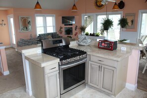Signature Studio Suite, Ocean View