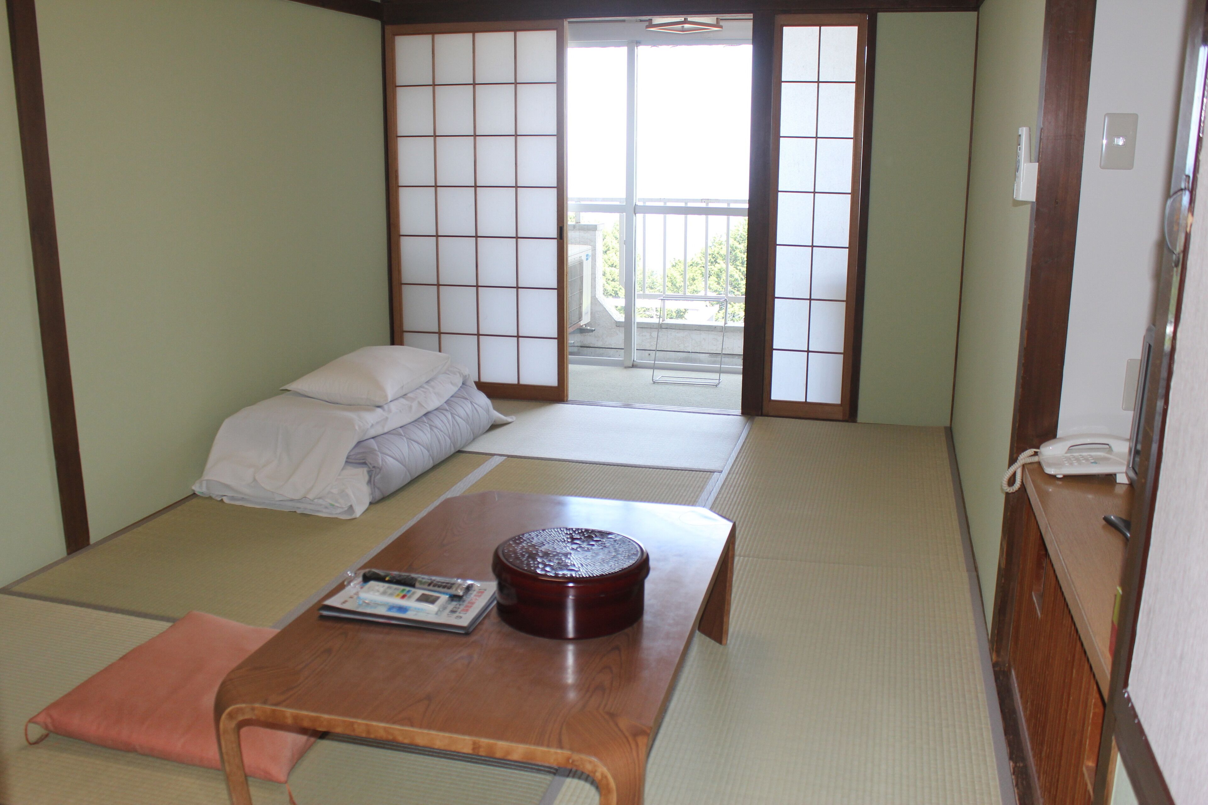 スタンダード トリプルルーム | WiFi (無料)