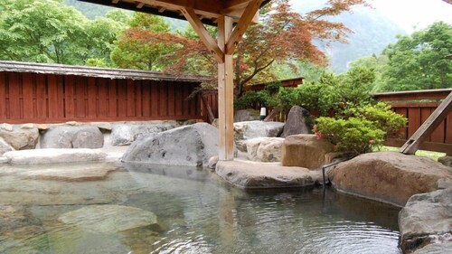 Shinhotaka Onsen Resort In Chirorian