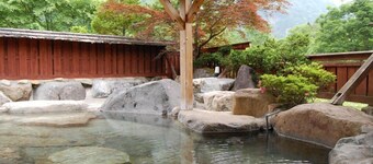 Shinhotaka Onsen Resort In Chirorian