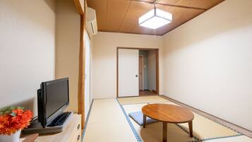 Chambre Tradition, salle de bains commune (Japanese Style, Triple) | Bureau, Wi-Fi gratuit, draps fournis